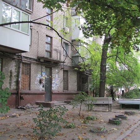 Apartment On Sobornyi Avenue 143 Near Intourist Hotel Zaporizhia 外观 照片